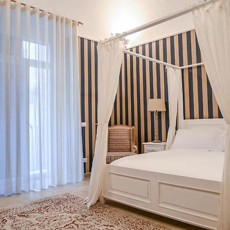 Hotel Le Residenze Del Capitano Bari Esterno foto