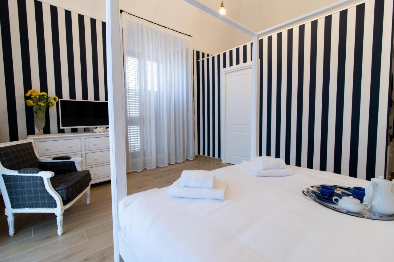 Hotel Le Residenze Del Capitano Bari Esterno foto