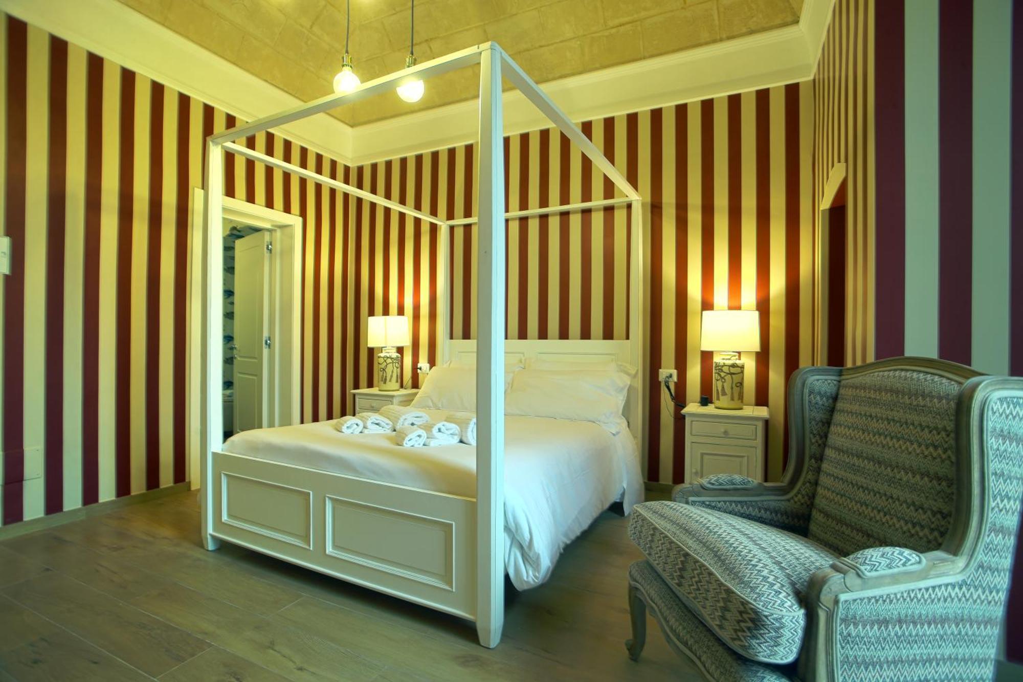 Hotel Le Residenze Del Capitano Bari Esterno foto
