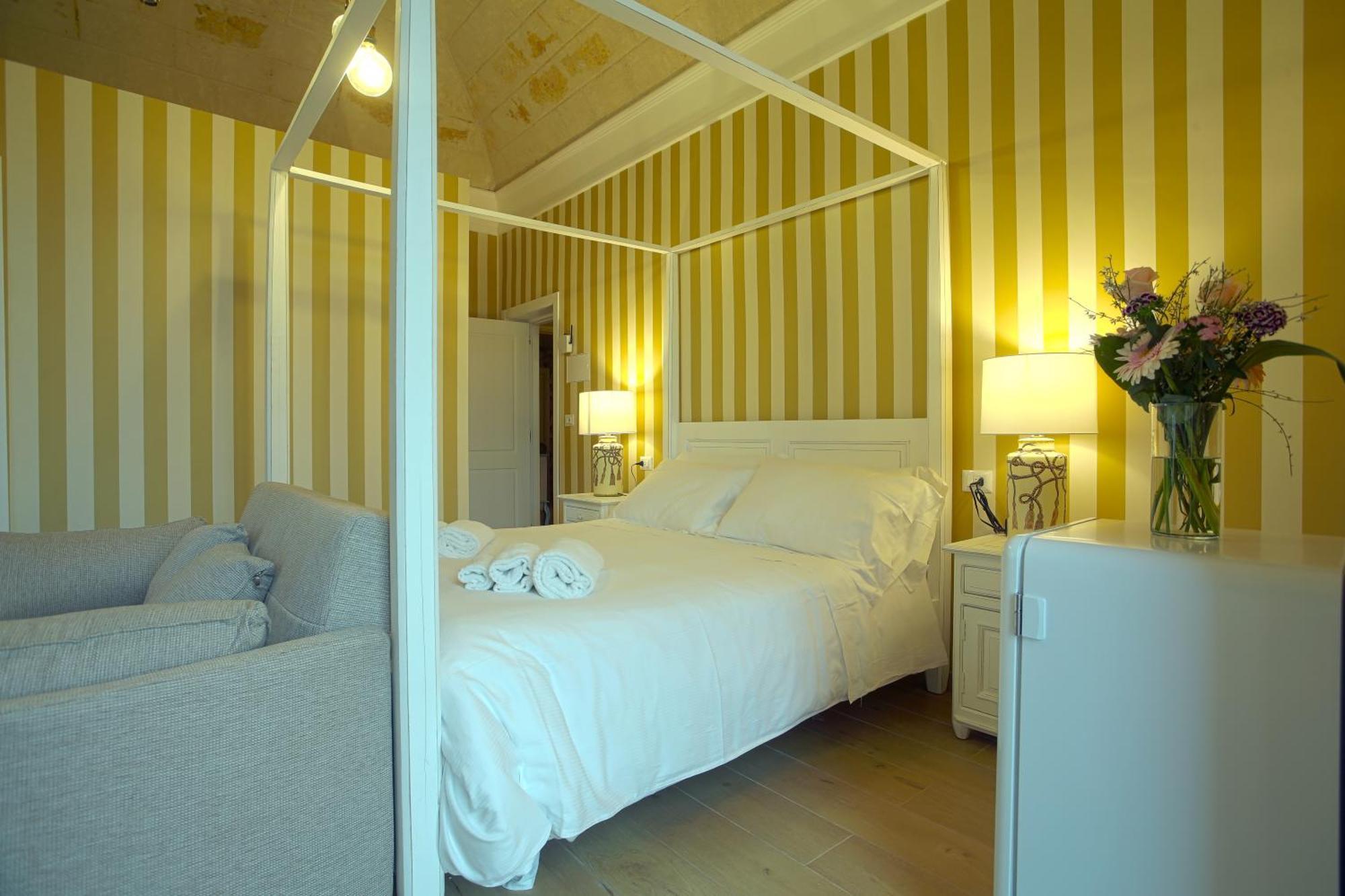 Hotel Le Residenze Del Capitano Bari Esterno foto