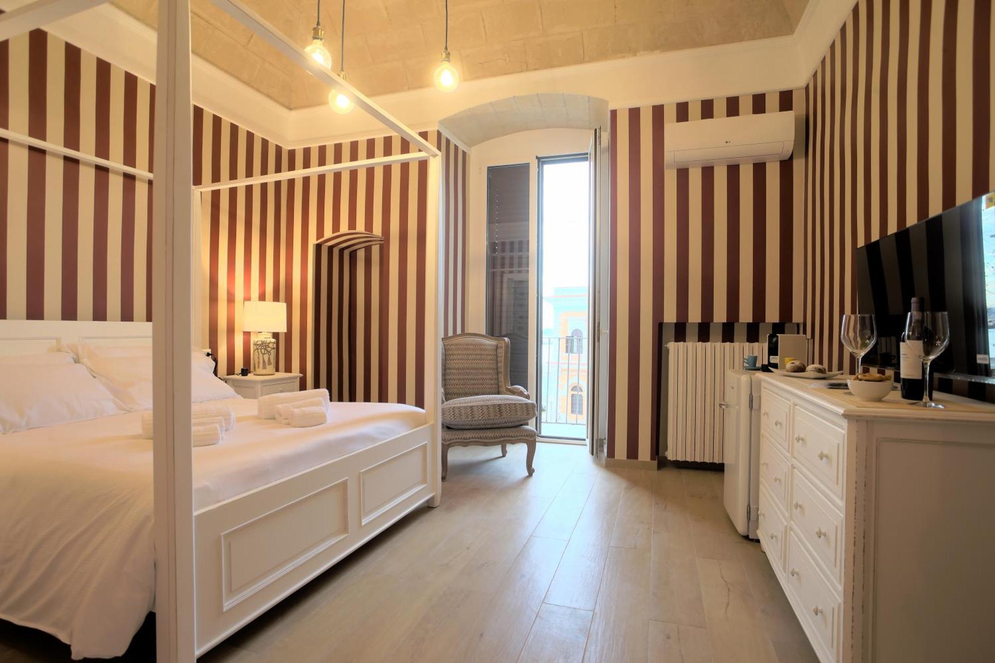 Hotel Le Residenze Del Capitano Bari Esterno foto