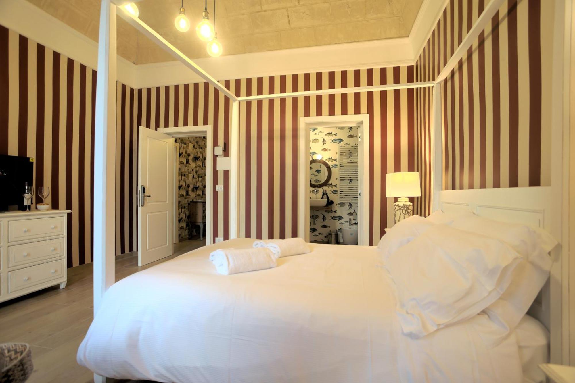Hotel Le Residenze Del Capitano Bari Esterno foto